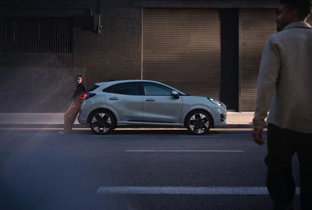Ford Puma 2024, oltre al restyling ci sarà la variante elettrica (5)
