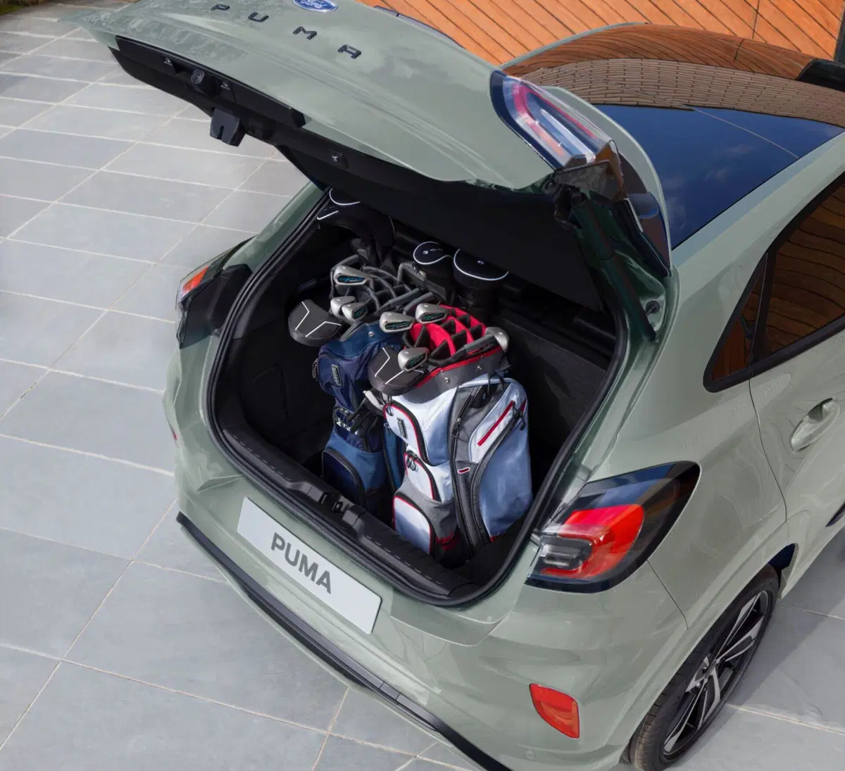 Ford Puma 2024, oltre al restyling ci sarà la variante elettrica (15)