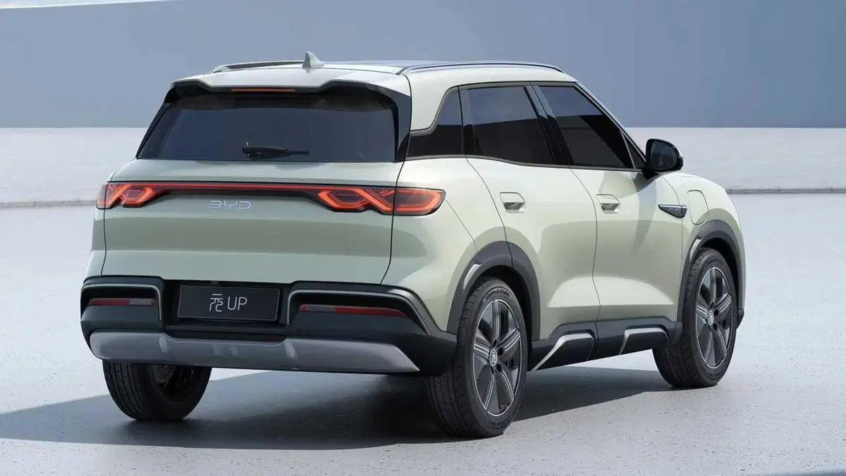 BYD Yuan Up, elettrica in arrivo, potrebbe essere la Atto2 a 35.000 euro  (4)