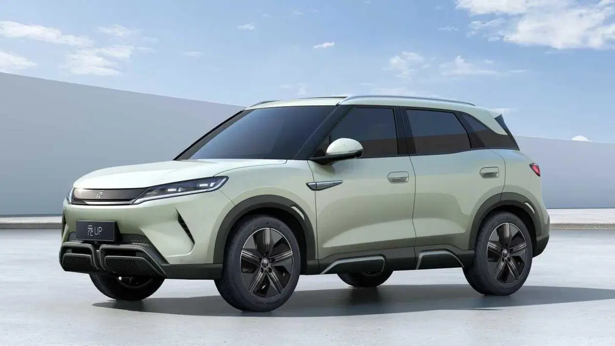 BYD Yuan Up, elettrica in arrivo, potrebbe essere la Atto2 a 35.000 euro  (3)