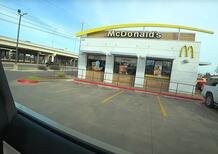 Al McDonald's con il Cybertruck, il vlog di Masterpilot dagli USA
