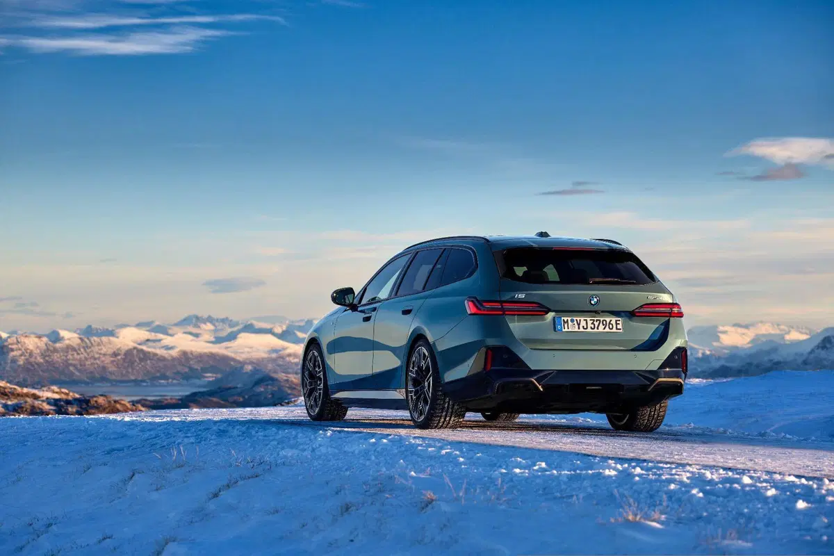 BMW Serie 5 Touring, le novità della sesta generazione  (10)