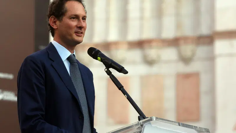 John Elkann indagato nella guerra per l'eredit&agrave; con mamma Margherita Agnelli