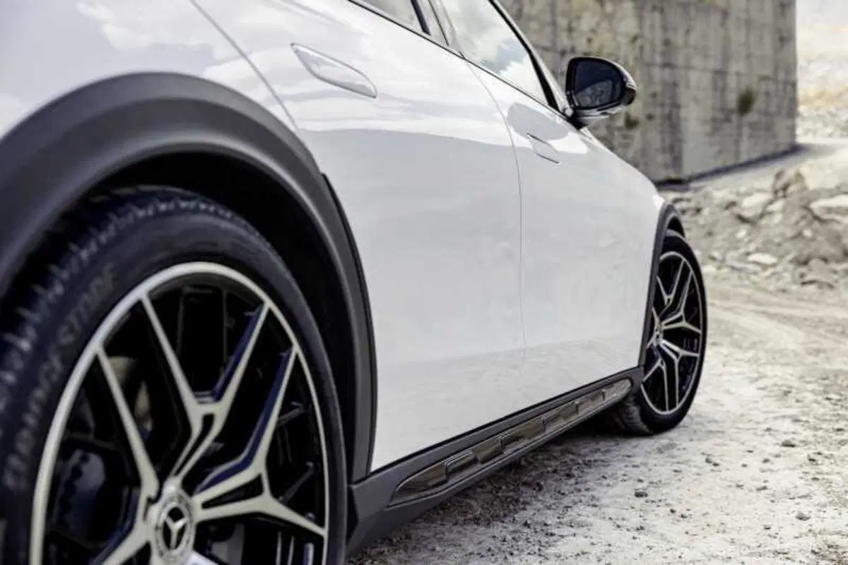 Mercedes Classe E All Terrain SW: col plug-in fa 20 con un litro, contro le leggi della fisica (6)