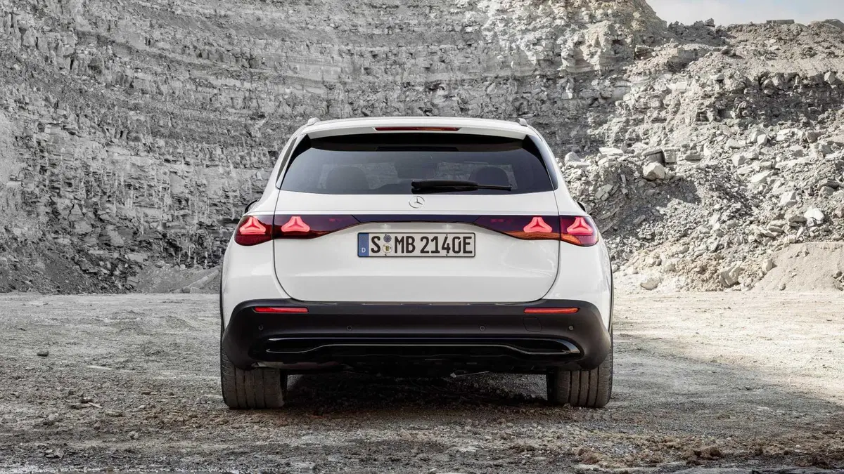 Mercedes-Benz Classe E Station Wagon 300 de Plug-in hybrid 4Matic Premium All Terrain (10)