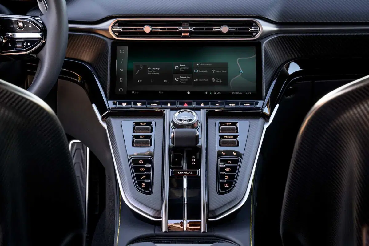 Aston Martin Vantage 2024: tutta nuova e al top per l'esperienza di guida (5)