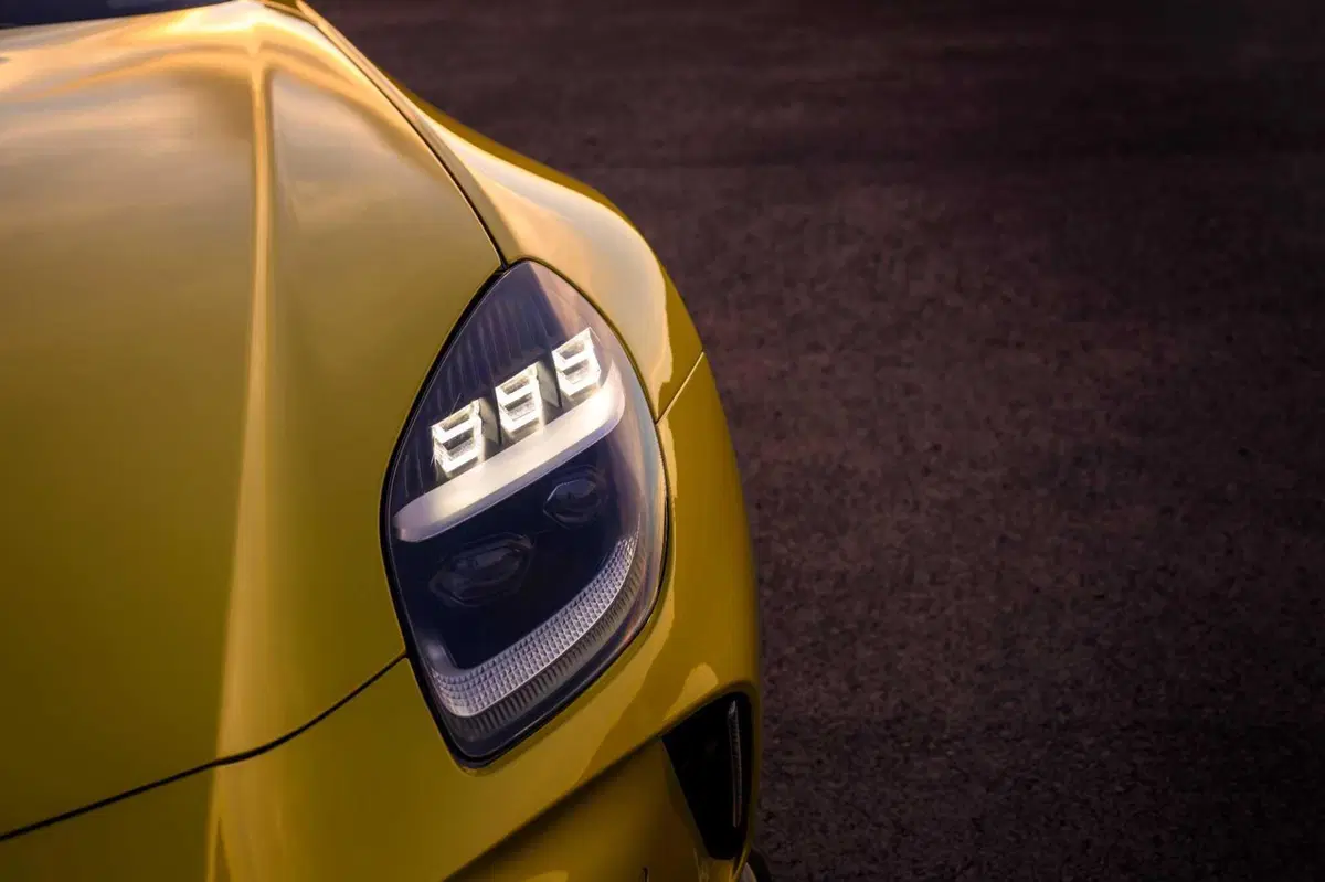 Aston Martin Vantage 2024: tutta nuova e al top per l'esperienza di guida (24)