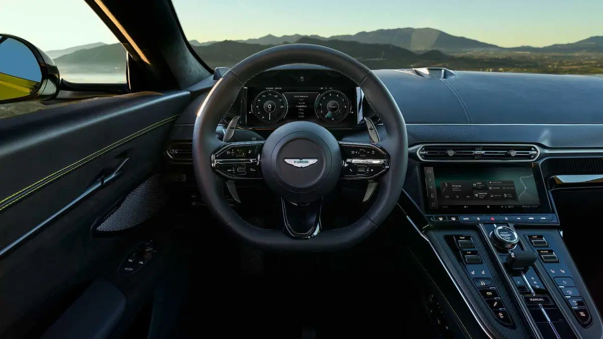 Aston Martin Vantage 2024: tutta nuova e al top per l'esperienza di guida (29)