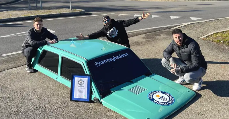 La "mezza Panda" dei Carmagheddon vince il Guinness World Record: &egrave; l'auto pi&ugrave; bassa al mondo