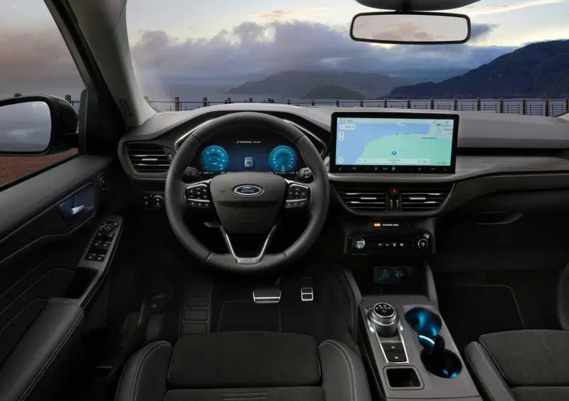 Ford Kuga (12)