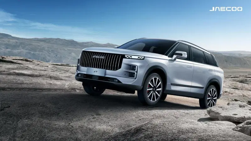 Jaecoo J7 di Omoda: suv "urbano" da 4 metri e mezzo in arrivo