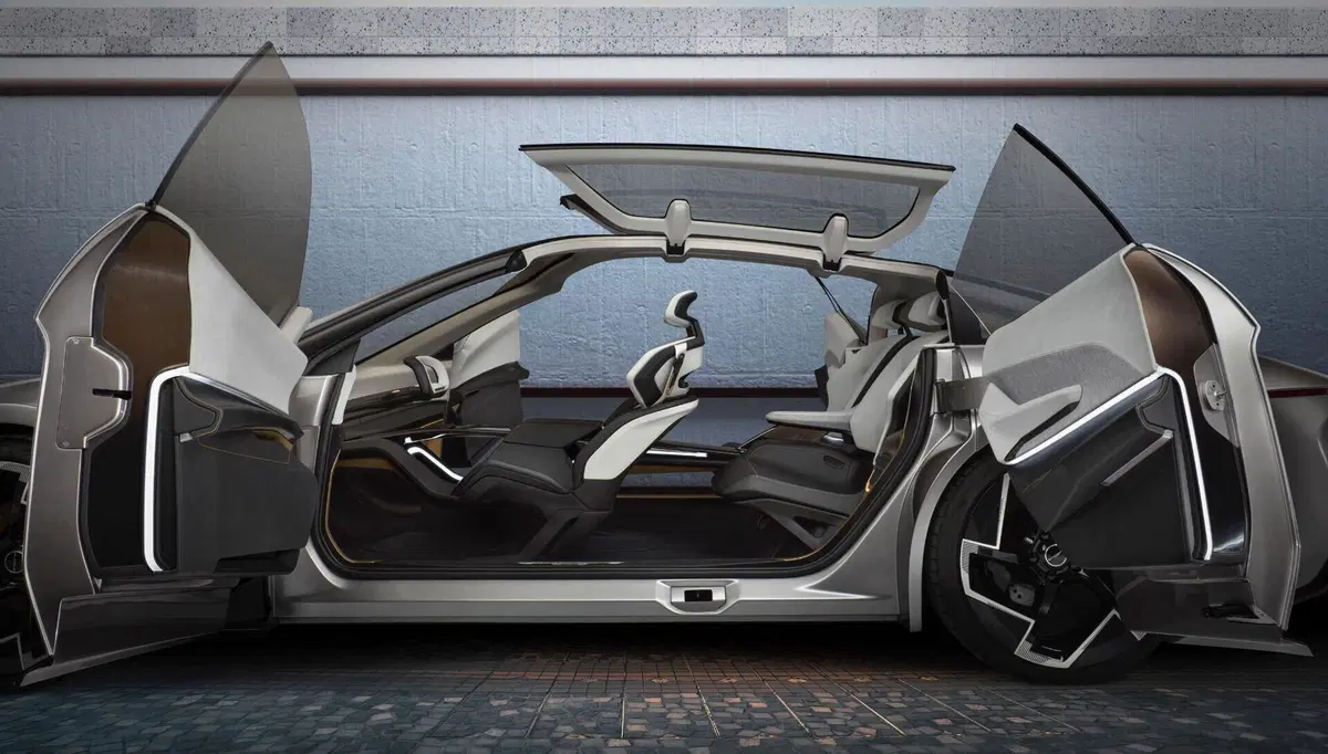Chrysler reinventa la futura elettrica, si parte dal concept Halcyon (7)