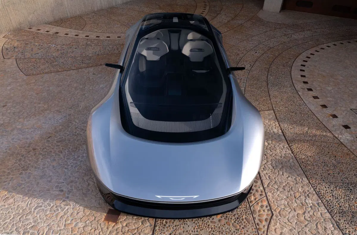 Chrysler reinventa la futura elettrica, si parte dal concept Halcyon (12)