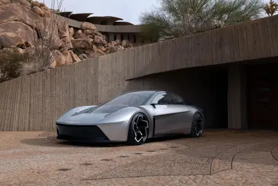 Chrysler reinventa la futura elettrica, si parte dal concept Halcyon