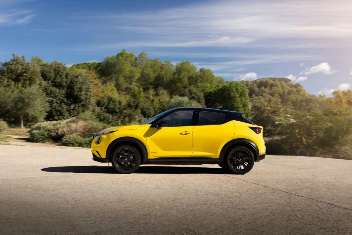 Nissan Juke 2024: nuovi interni e colori (5)