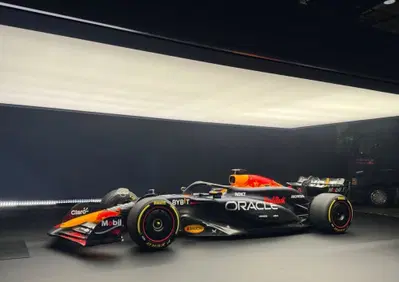 Formula 1 2024: Red Bull, presentata la RB20. Ecco perché stupisce [Video]