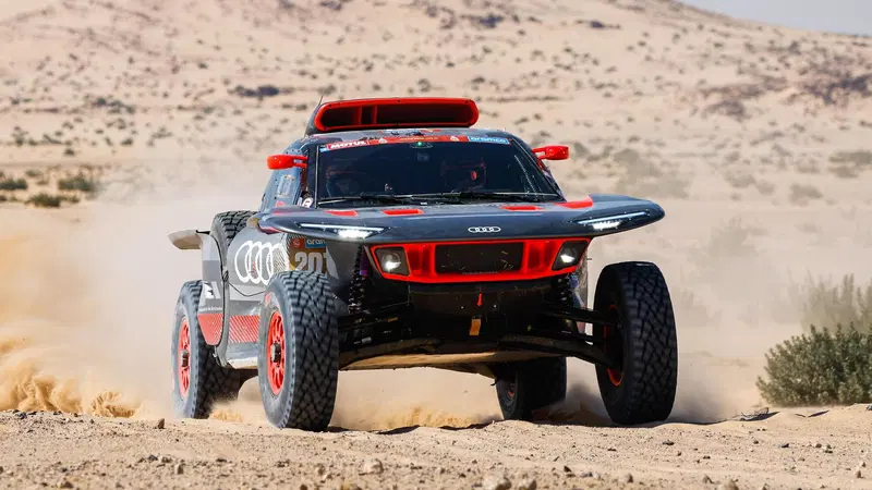 Audi alla Dakar 2024: l'elettrico che vince nei Raid fa scuola per i modelli stradali