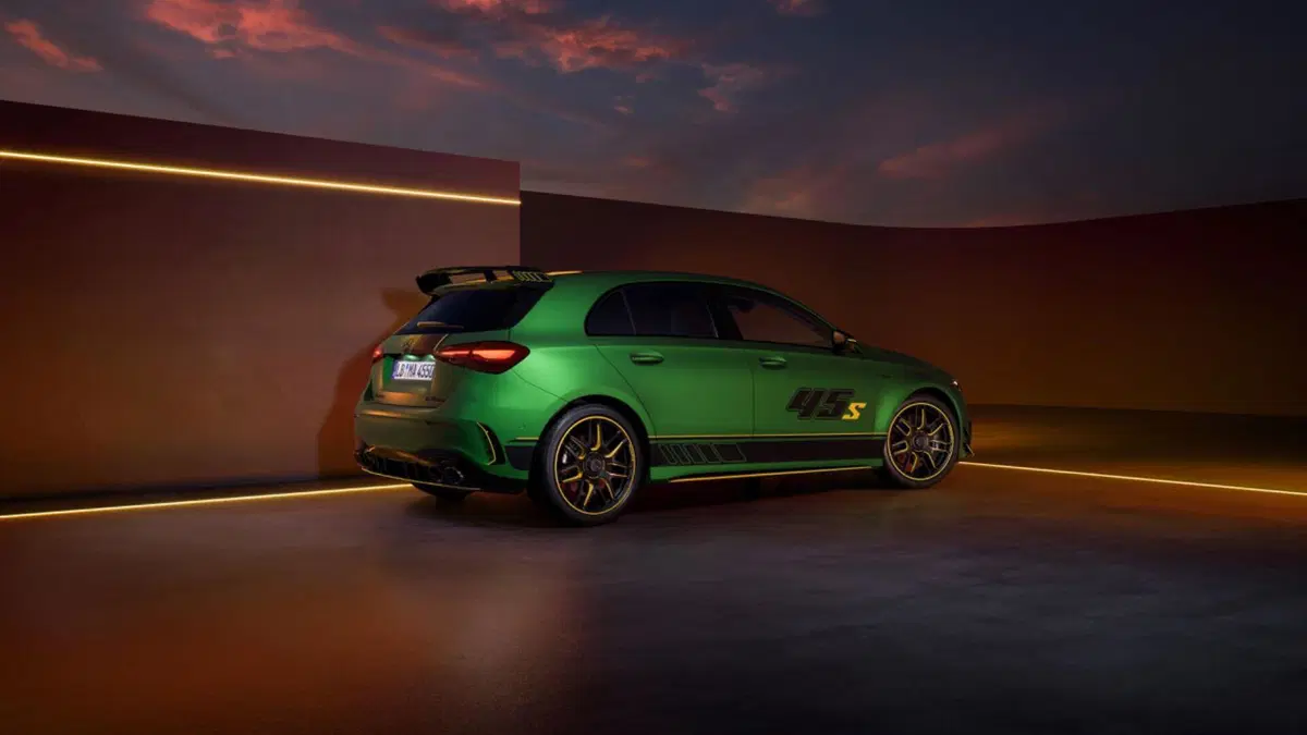 La Mercedes 'Green Hell' è una AMG A45 S molto speciale da 84.000 euro (4)