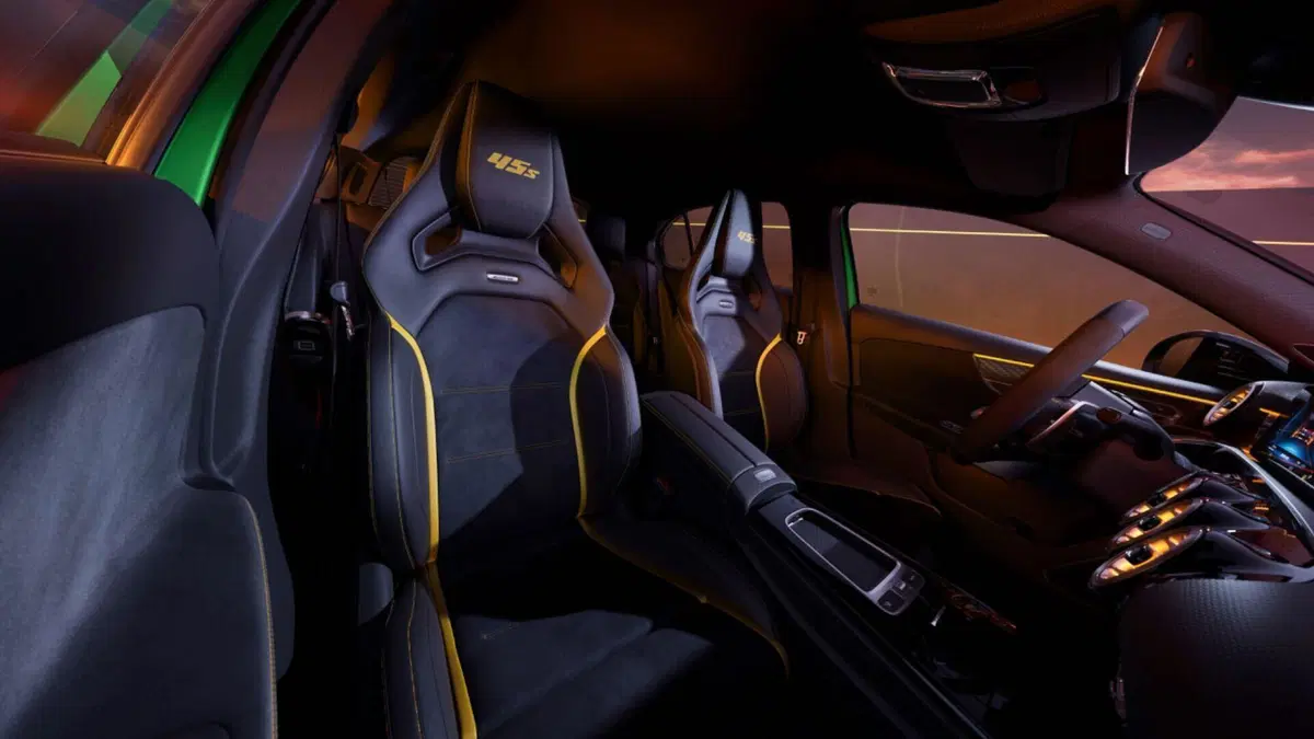 La Mercedes 'Green Hell' è una AMG A45 S molto speciale da 84.000 euro (7)