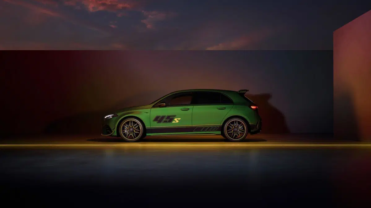 La Mercedes 'Green Hell' è una AMG A45 S molto speciale da 84.000 euro (8)