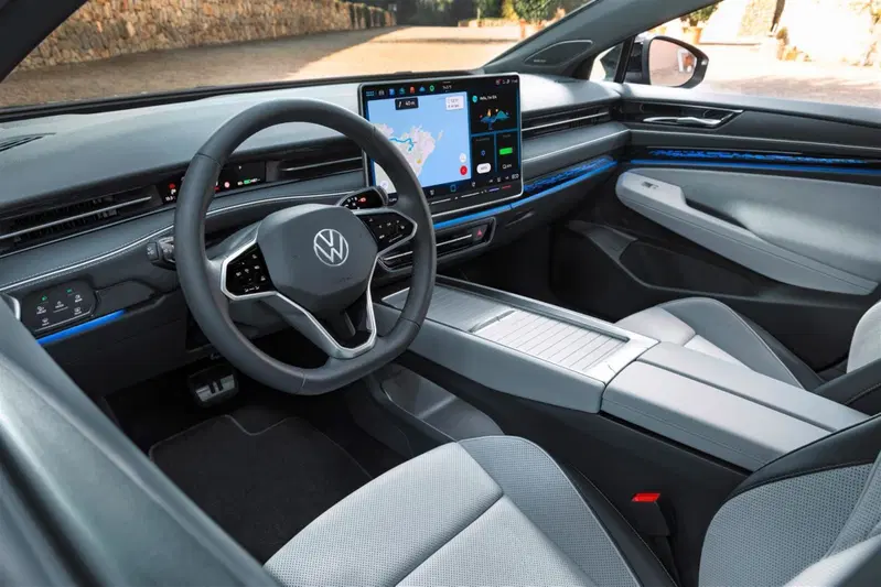 Gli interni della nuova Volkswagen ID.7 Tourer