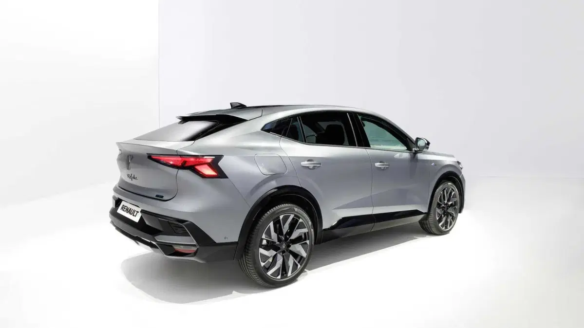 Renault Rafale 1.2 e-Tech phev esprit Alpine 4x4 300cv auto (6)