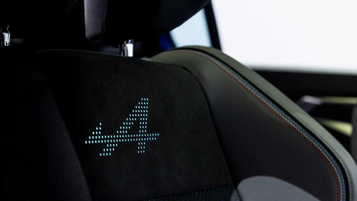 Renault Rafale 1.2 e-Tech phev esprit Alpine 4x4 300cv auto (14)