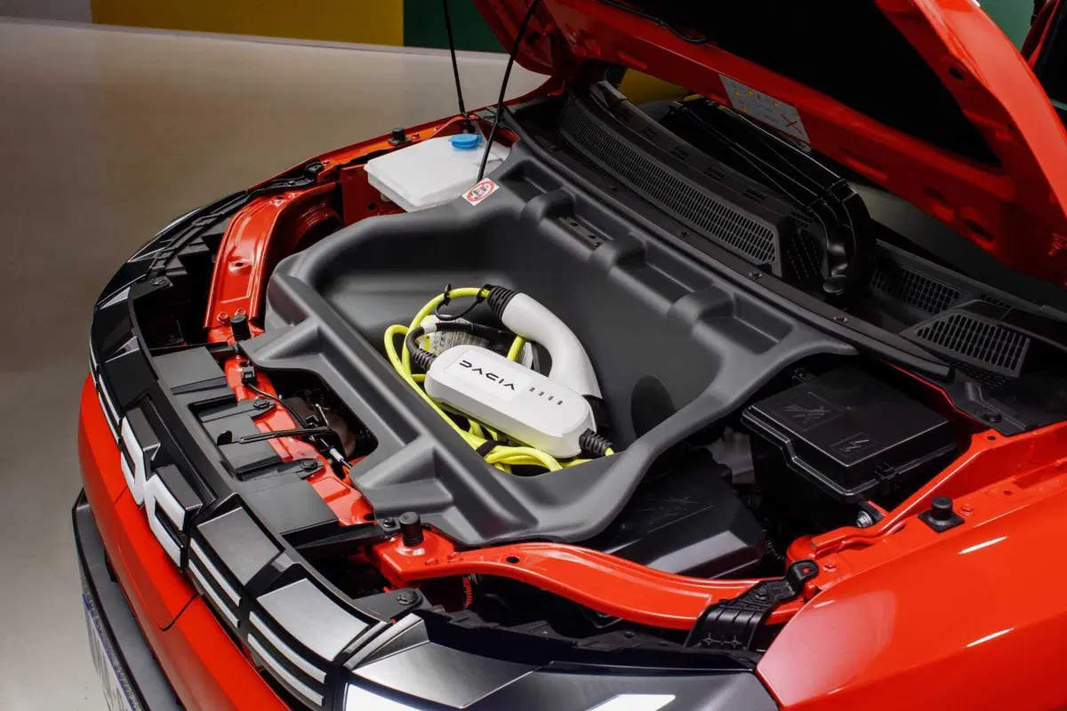 La nuova DACIA SPRING 2024: elettrica, prezzo basso, più digitale [VIDEO] (16)