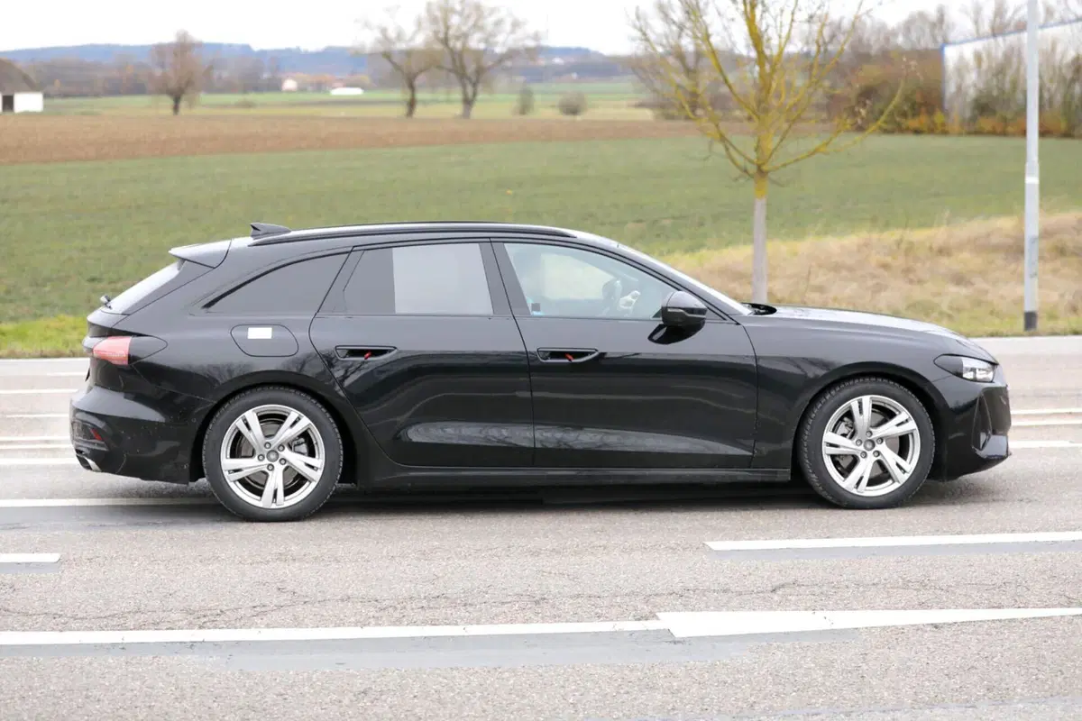 Audi A5 Avant, ecco la nuova generazione [Foto Spia] (3)