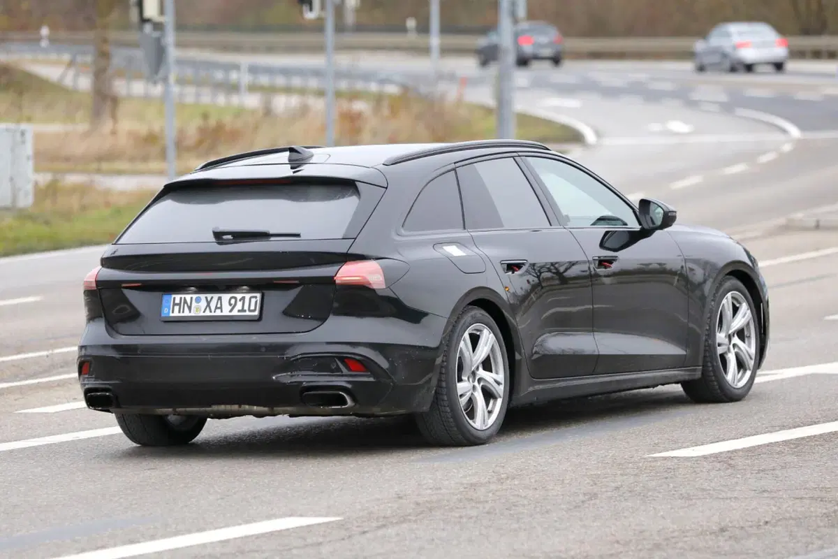 Audi A5 Avant, ecco la nuova generazione [Foto Spia] (6)