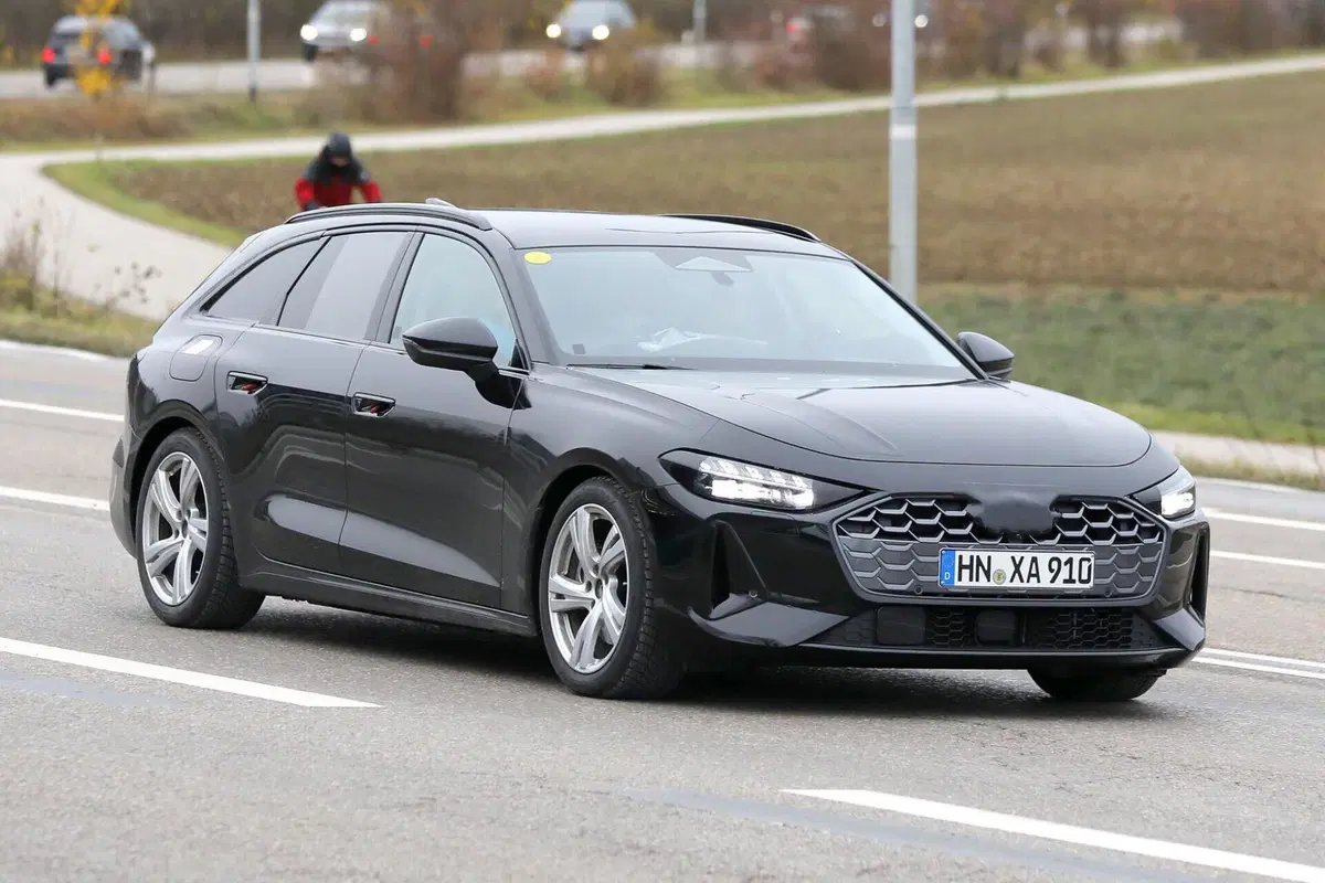 Audi A5 Avant, ecco la nuova generazione [Foto Spia] (8)