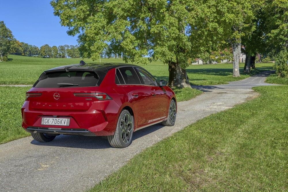Posteriore nuova Opel Astra