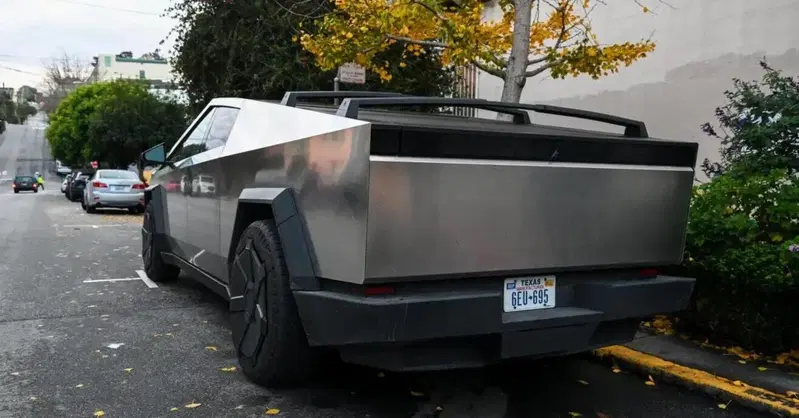 Tesla, il rust-gate del Cybertruck trova una spiegazione