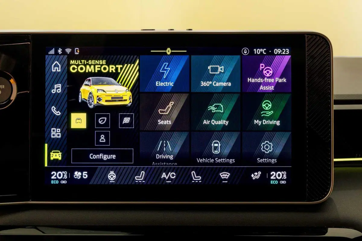 Nuova Renault 5 E-Tech: l'elettrica pop è finalmente arrivata! (10)