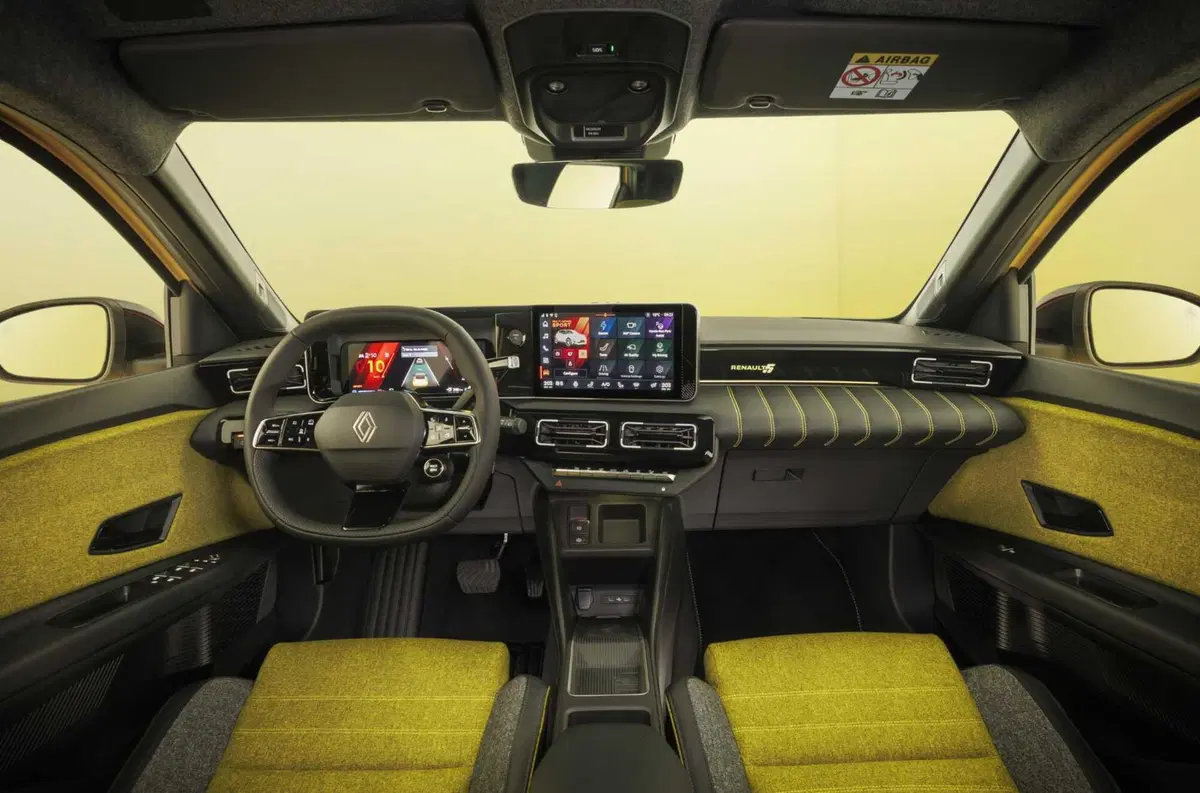 Nuova Renault 5 E-Tech: l'elettrica pop è finalmente arrivata! (11)