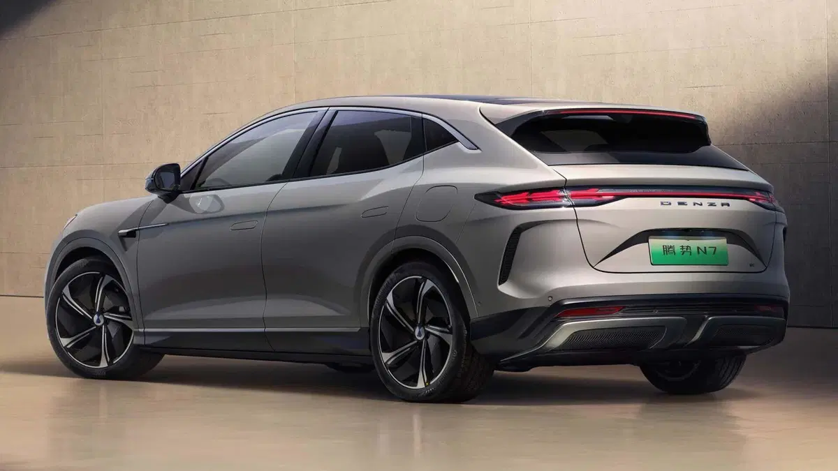 Denza N7, il SUV elettrico arriva dalla Cina al Salone di Ginevra 2024 (3)