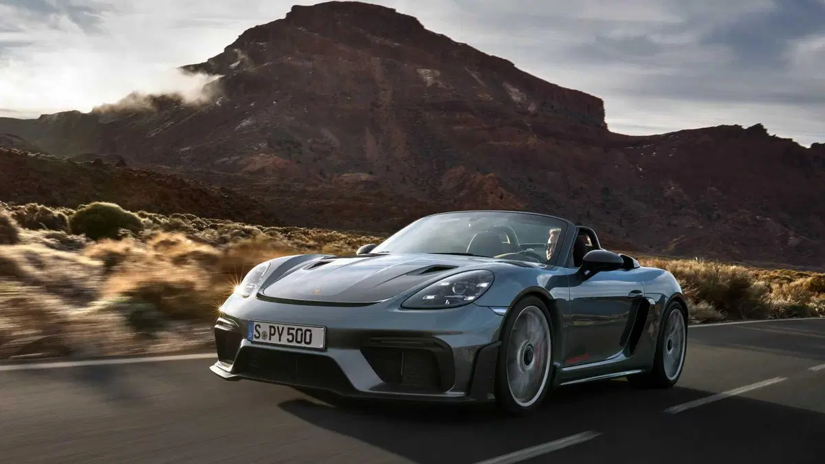 Porsche 718 Boxster  4.0 Spyder RS pdk (2)