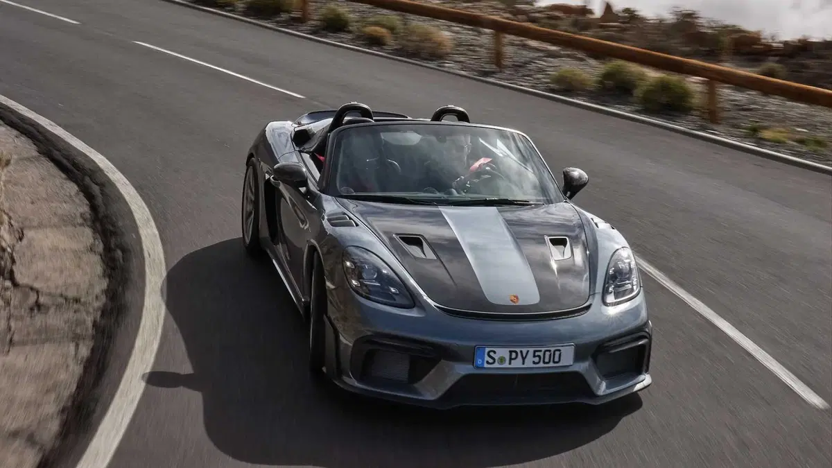 Porsche 718 Boxster  4.0 Spyder RS pdk (3)