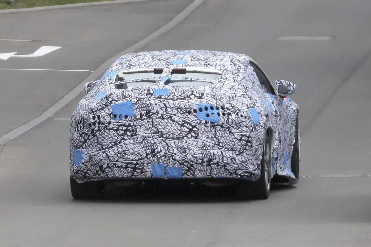 Mercedes AMG GT 4 porte, ecco il prototipo della prima elettrica sportiva [Foto Spia] (10)