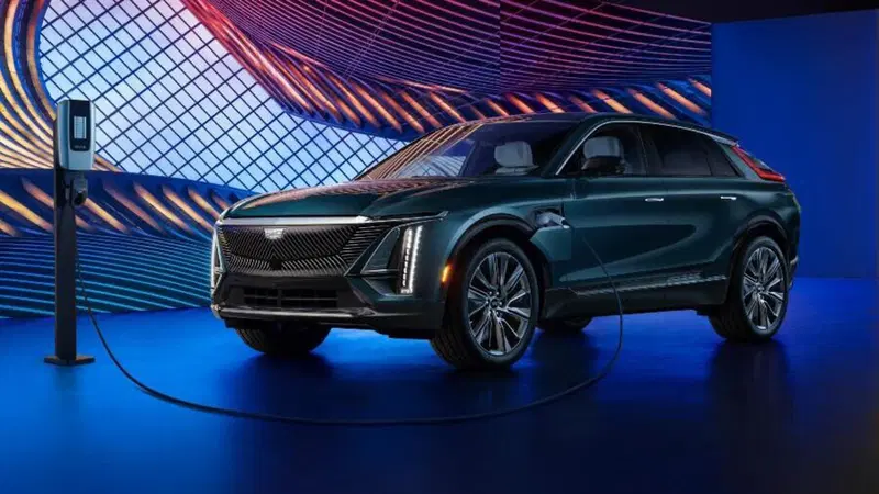 Cadillac: il marchio di lusso di GM ci riprova in Europa con l'elettrico