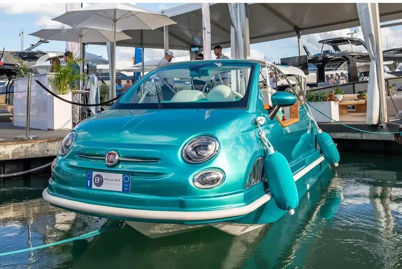 500 Offshore all'ormeggio
