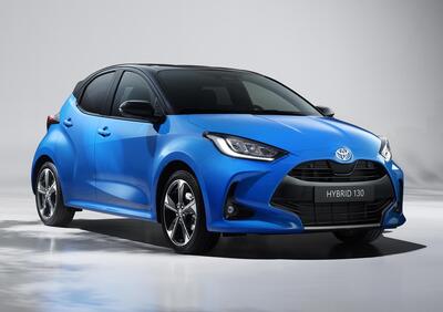 Nuova Toyota Yaris: motorizzazioni, allestimenti, optional e prezzi. Guida all’acquisto