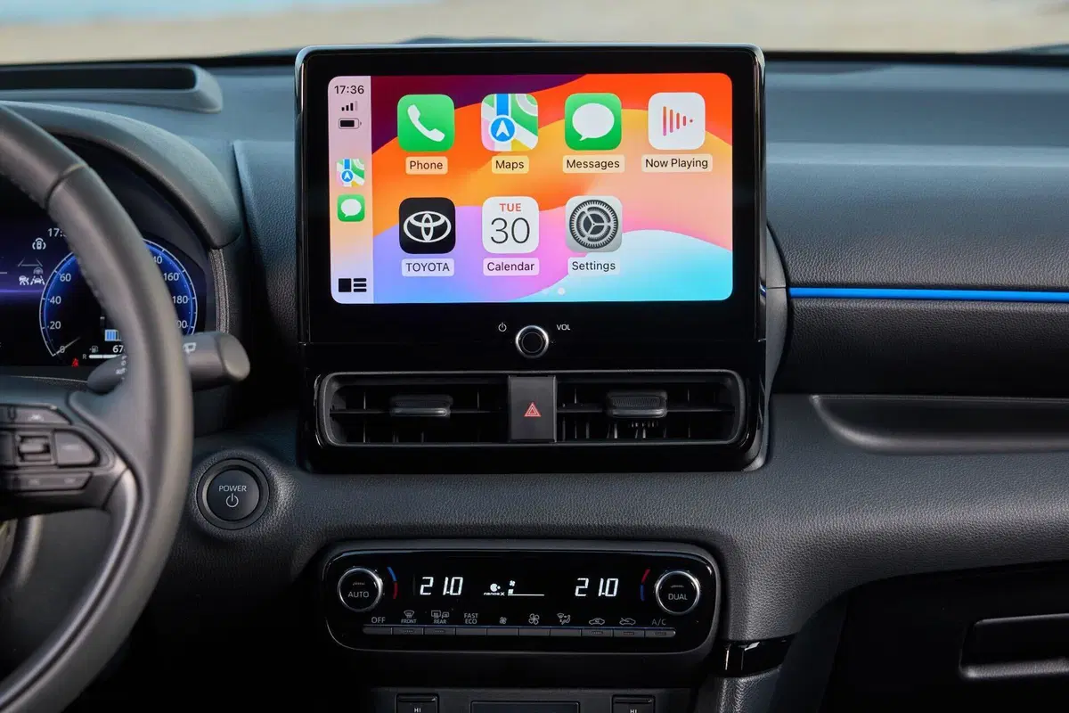Nuova Toyota Yaris: motorizzazioni, allestimenti, optional e prezzi. Guida all’acquisto (5)