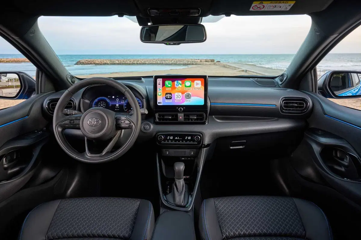 Toyota Yaris arriva a 130 CV ibridi e migliora in tutto [VIDEO] (31)