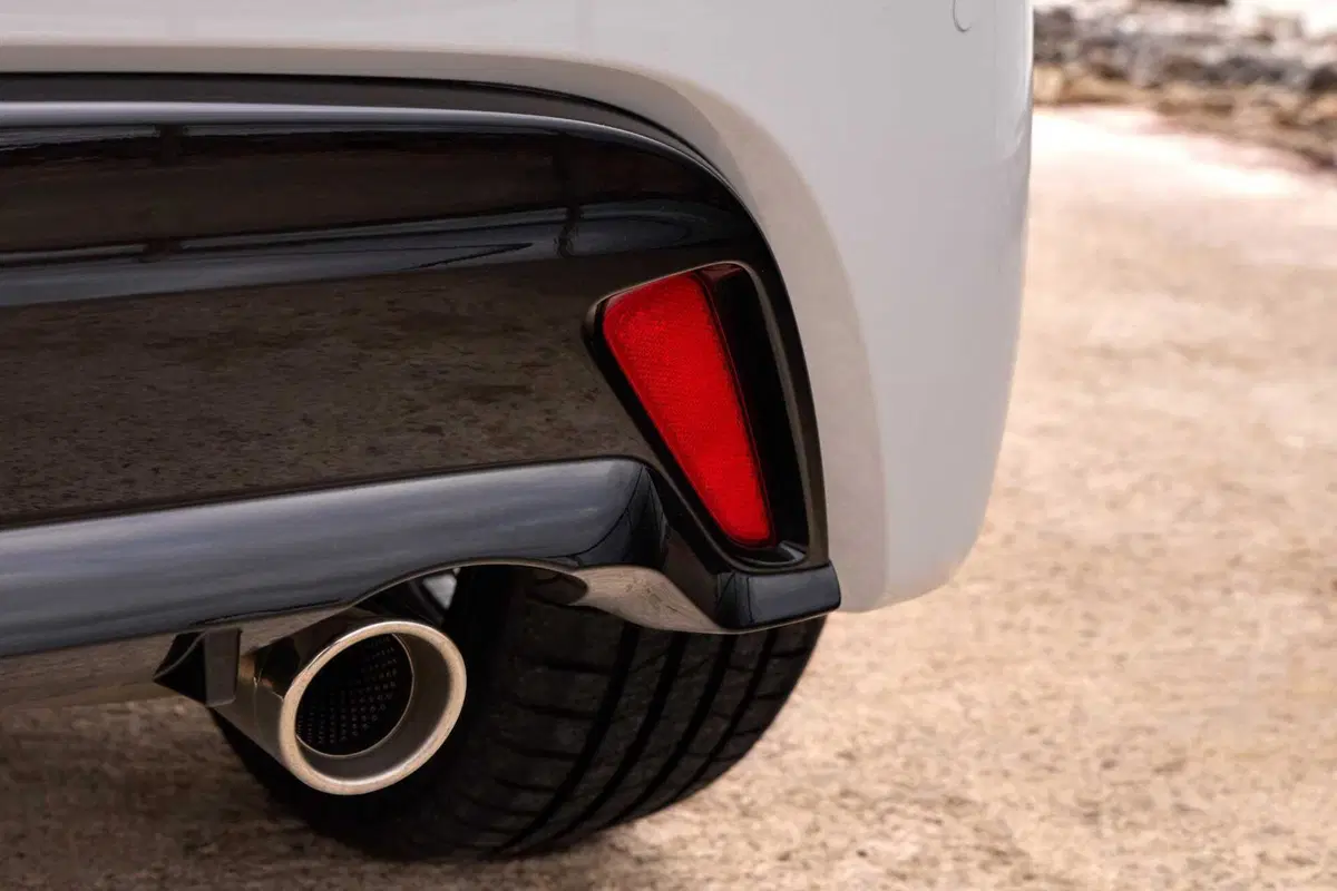 Toyota Yaris arriva a 130 CV ibridi e migliora in tutto [VIDEO] (43)