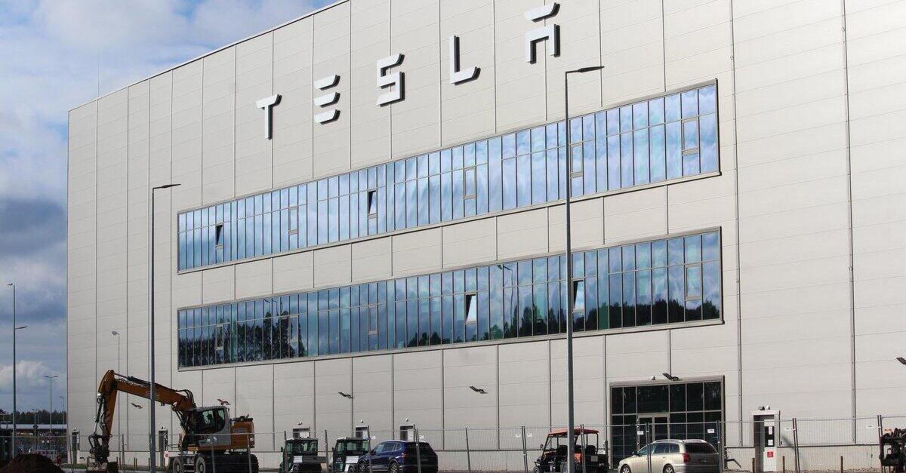 Tesla Gigafactory: stop a Berlino, rivendicazione dell&#039;attentato 