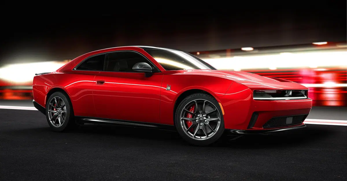 Dodge Charger Daytona EV: la prima muscle car a batterie (ma c'&egrave; anche a benzina)  