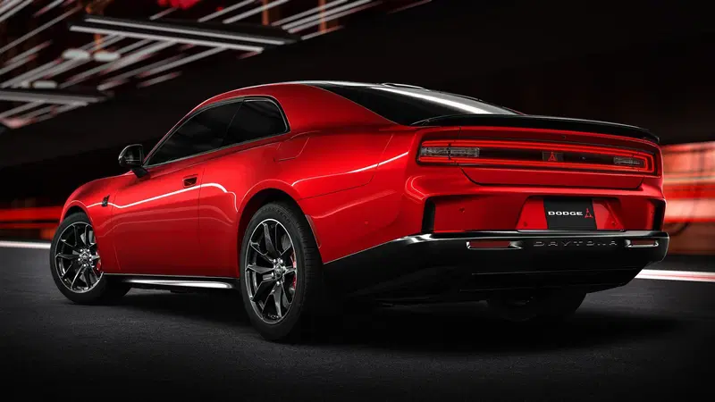 Dodge Charger Daytona EV: la prima muscle car a batterie (ma c'&egrave; anche a benzina)  