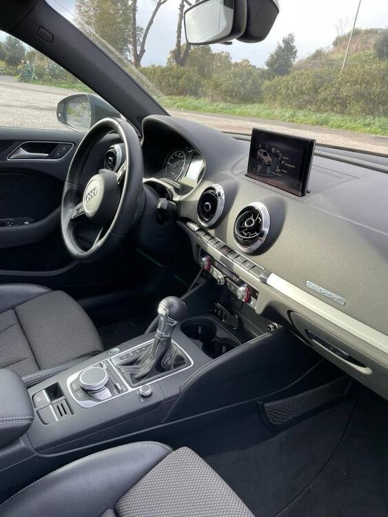 Audi A3 Sportback 1.4 TFSI e-tron S tronic Sport del 2017 usata a Roma (3)