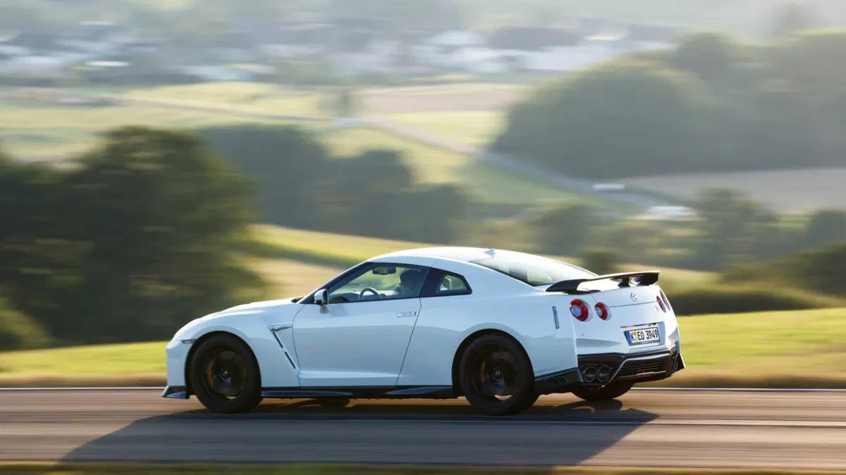 Nissan GT-R (2008-22) (6)